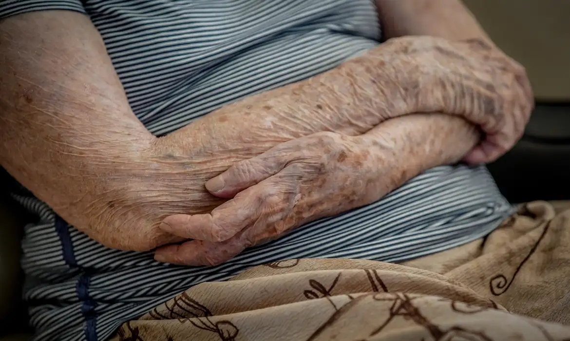 Idosos foram resgatados do local e encaminhados para avaliação médica e acompanhamento social