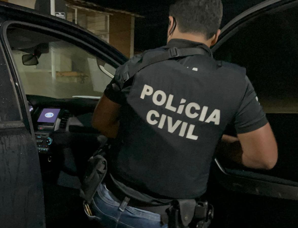 Ataque a tiros deixa dois jovens mortos em frente a igreja em Salvador