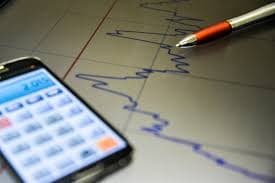 Foto  Taxa SELIC como padrão de juros nas dívidas civis: o que decidiu o STJ